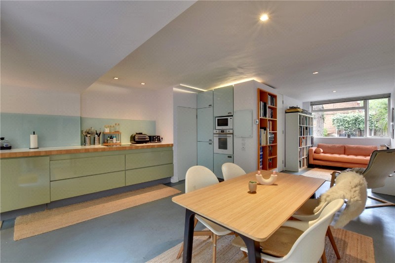Tristan Square, Blackheath, London, SE3