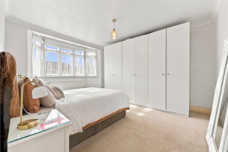 Dorchester Avenue, London, N13