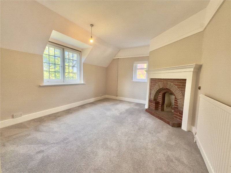 Manor Road, Milford On Sea, Lymington, Hampshire, SO41