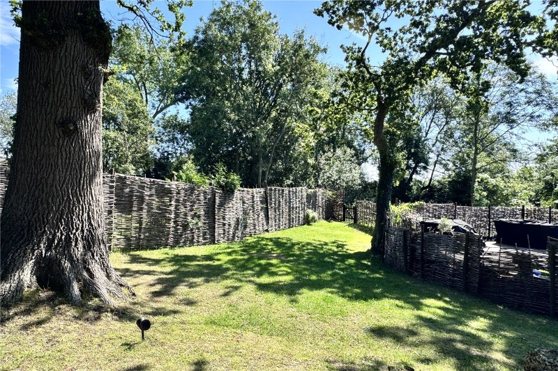 Denham Lane, Chalfont St. Peter, Gerrards Cross, Buckinghamshire, SL9