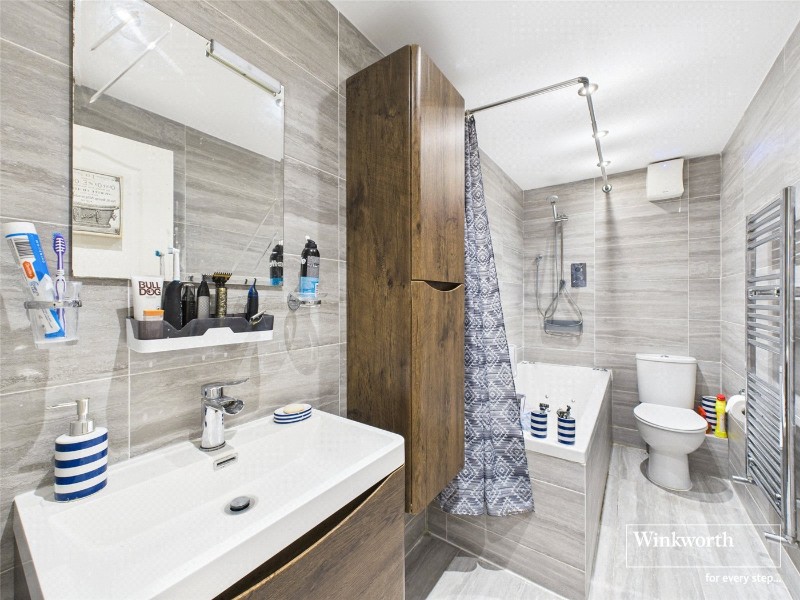 Renters Avenue, London, NW4