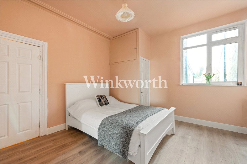 Baronet Road, London, N17