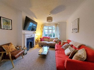 Queens Road, Poole, BH14