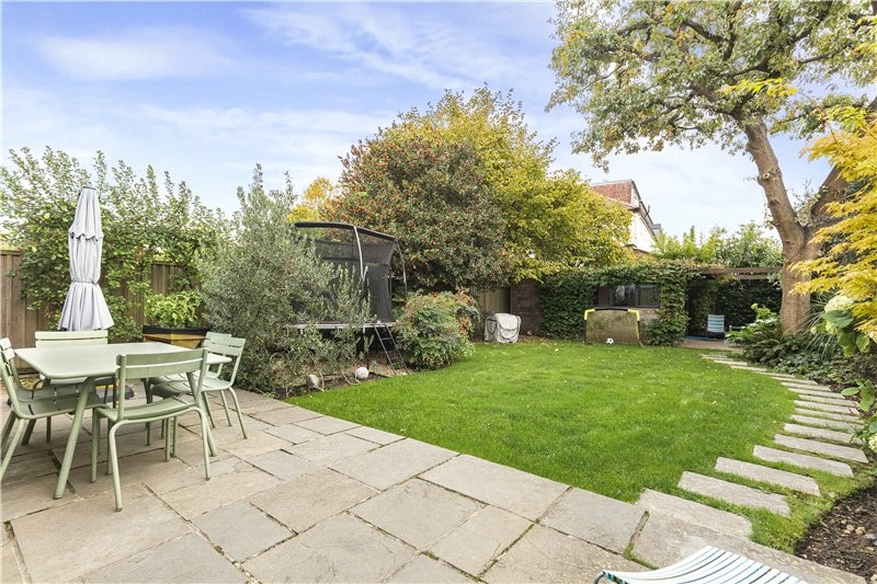 Lowther Road, Barnes, London, SW13