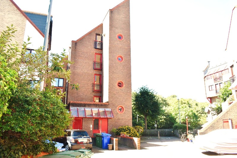 Bywater Place, London, SE16