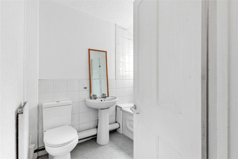 Clissold Crescent, London, N16