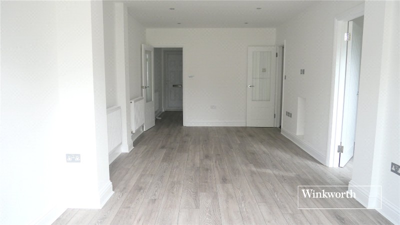 Connaught Road, Barnet, EN5