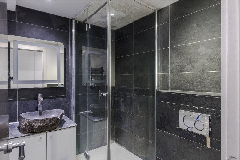 Edgware Road, Nr. Marble Arch, W2