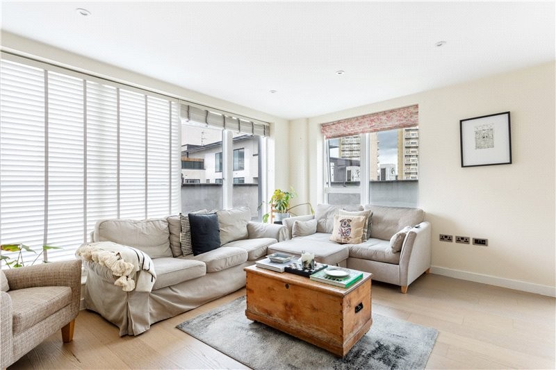 Singer Mews, London, SW4