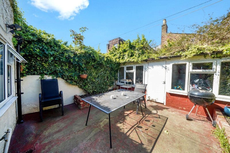 Landseer Road, London, N19