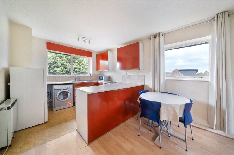 Shipwright Road, London, SE16