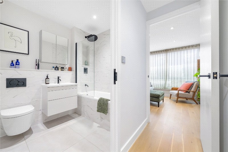 Silvester Road, East Dulwich, London, SE22