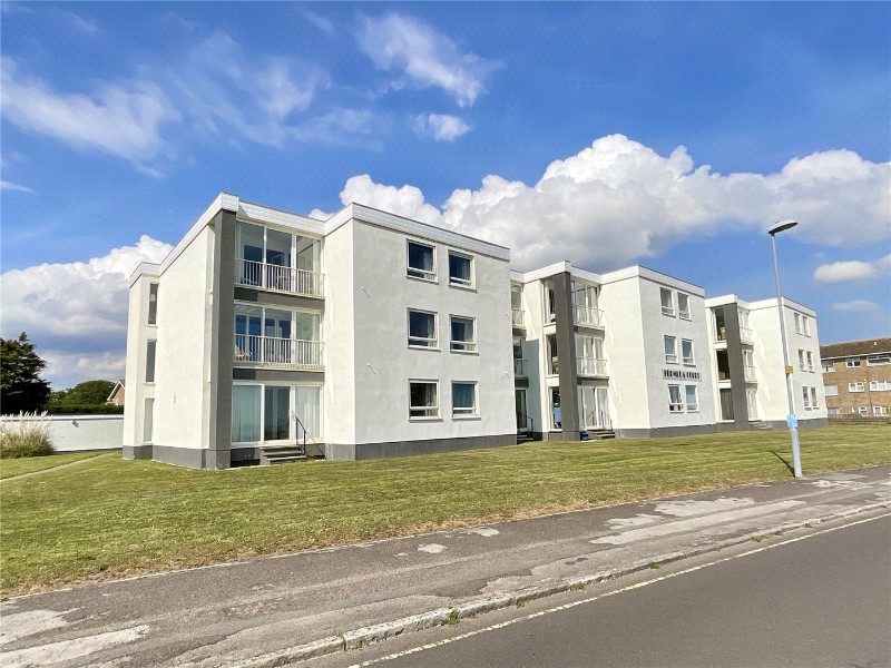 Wharncliffe Road, Highcliffe, Dorset, BH23
