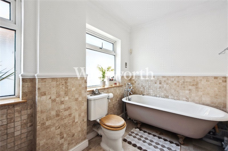 Fox Lane, London, N13