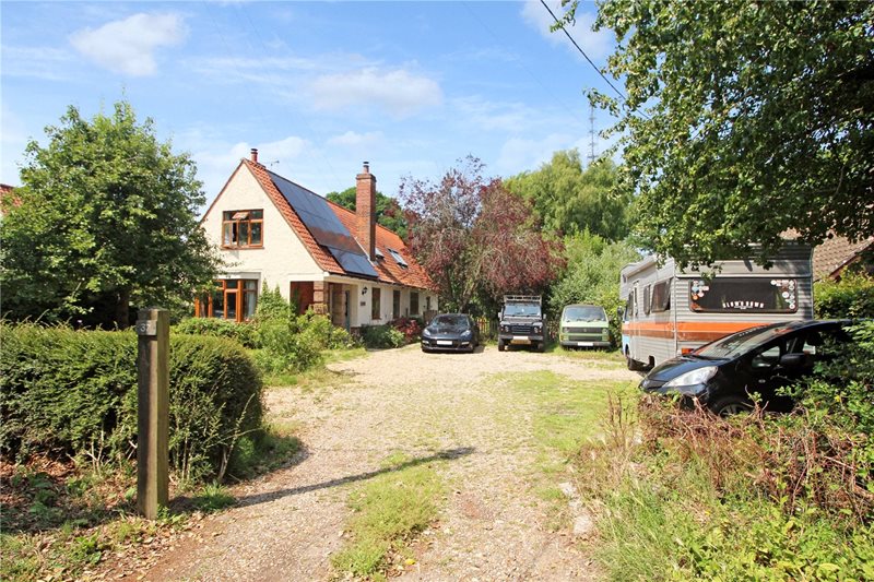 Poringland Road, Stoke Holy Cross, Norwich, Norfolk, NR14