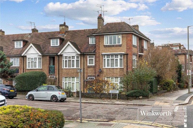 East End Road, London, N3