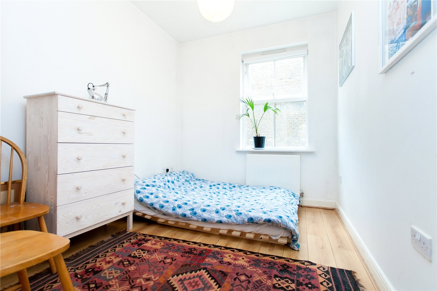 2 bedroom property for sale in Clapton Square, London, E5 (Ref