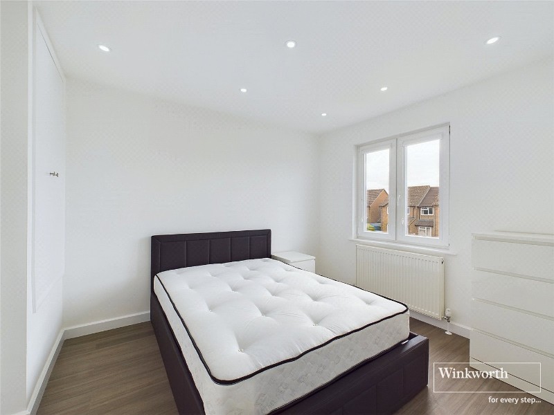 Rushmoor Gardens, Calcot, Reading, Berkshire, RG31