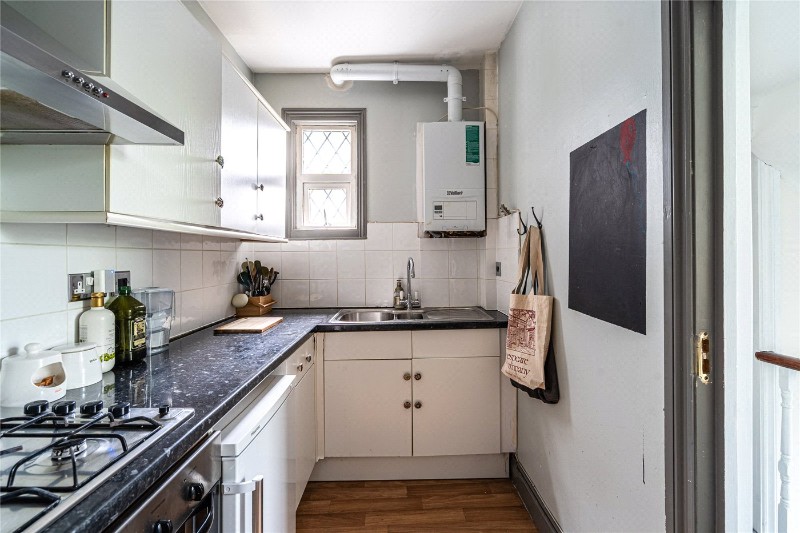 Estreham Road, London, SW16