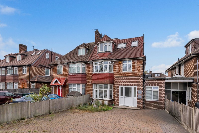 Hendon Way, London, NW2