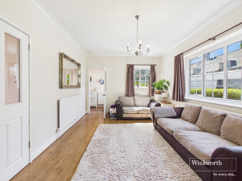 Roe Lane, Kingsbury, London, NW9