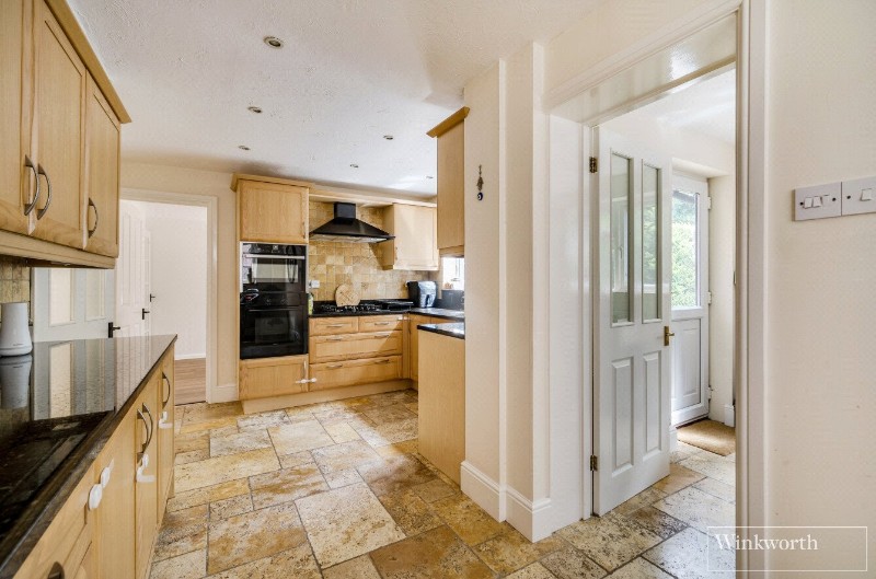 Drayhorse Drive, Bagshot, Surrey, GU19