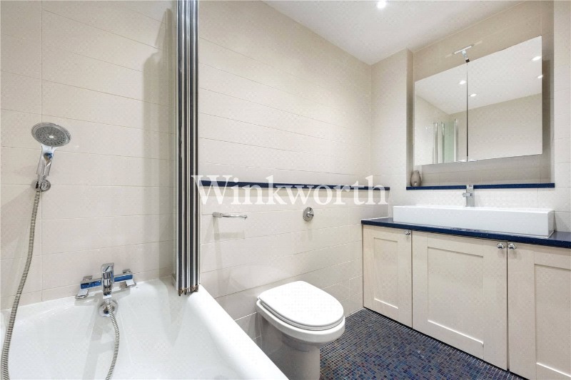Crothall Close, London, N13