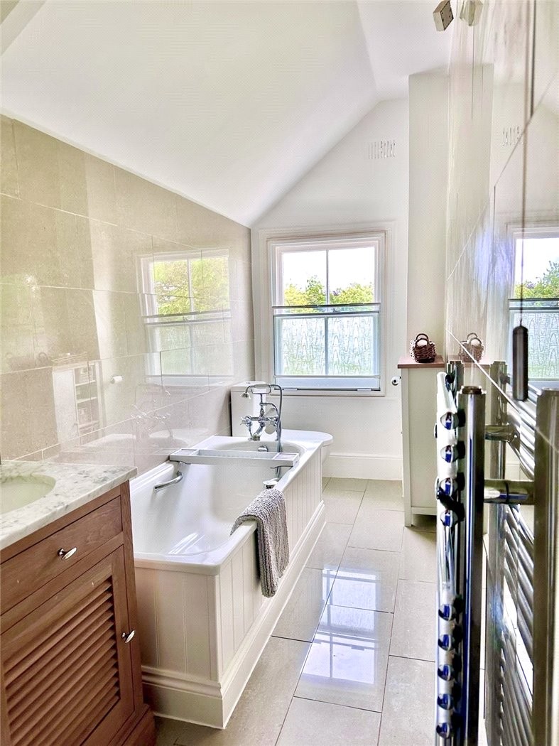 Mockbeggar Lane, Ibsley, Ringwood, Hampshire, BH24