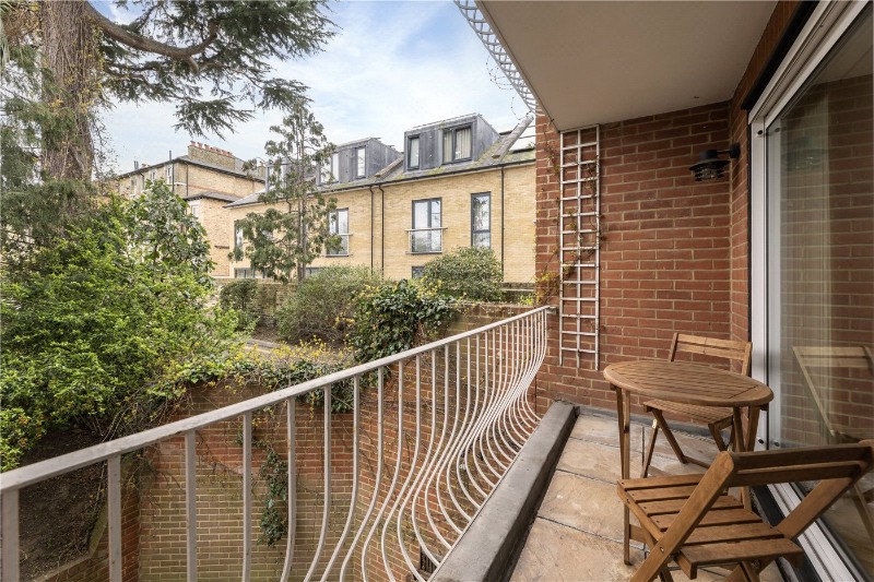 Upper Richmond Road, London, SW15
