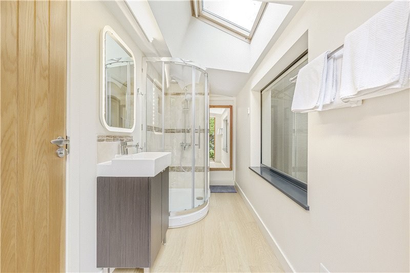 Parke Road, Barnes, London, SW13