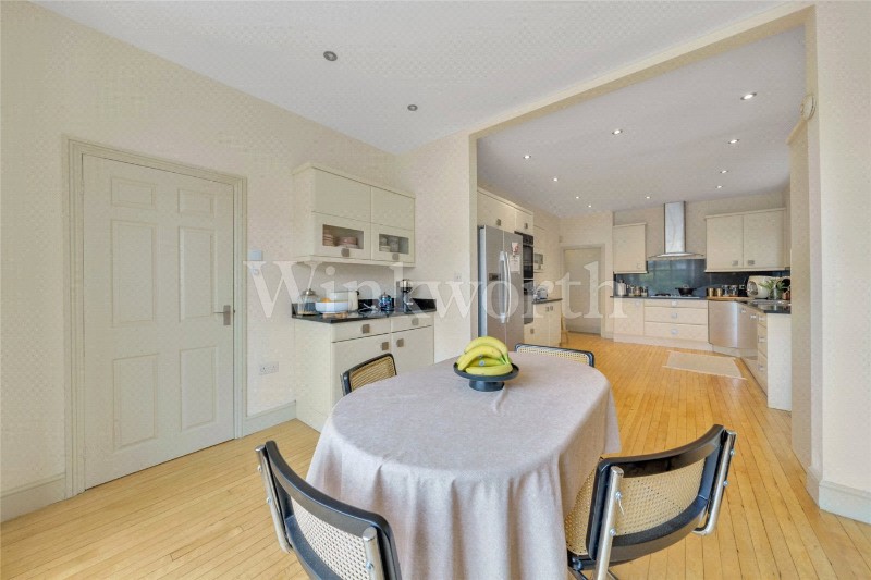 Armitage Road, London, NW11