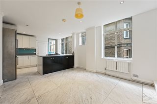 Oakwood Court, London, W14