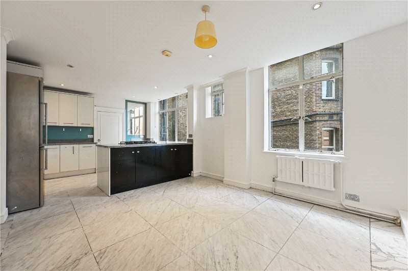 Oakwood Court, London, W14