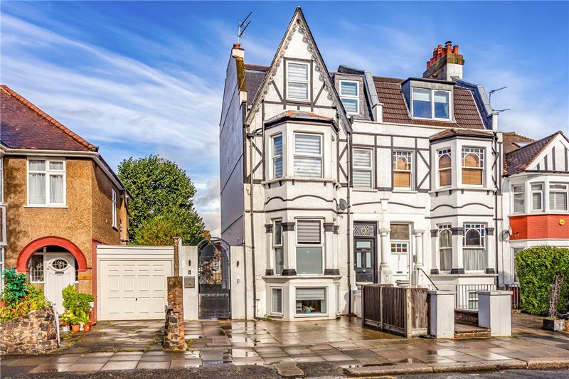 Alexandra Park Road, London, N22