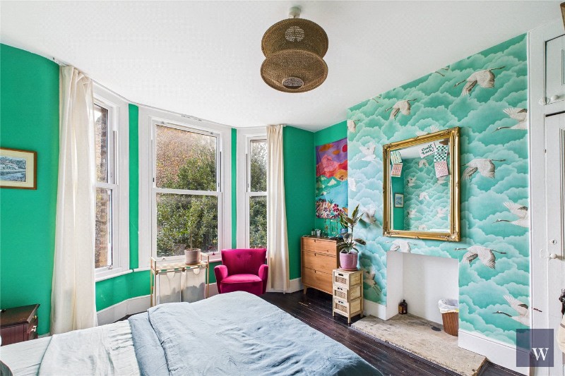 Deronda Road, London, SE24