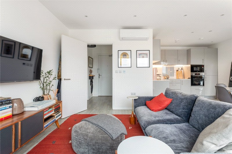 Matthias Road, London, N16