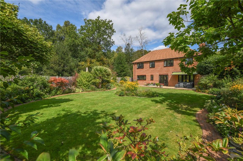 Gilbert Way, Finchampstead, Wokingham, Berkshire, RG40