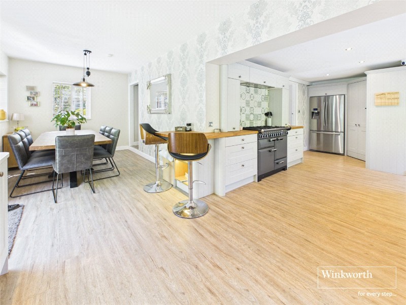 Burys Bank Road, Greenham, Thatcham, Berkshire, RG19