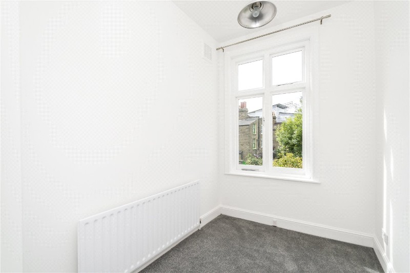 Deronda Road, London, SE24