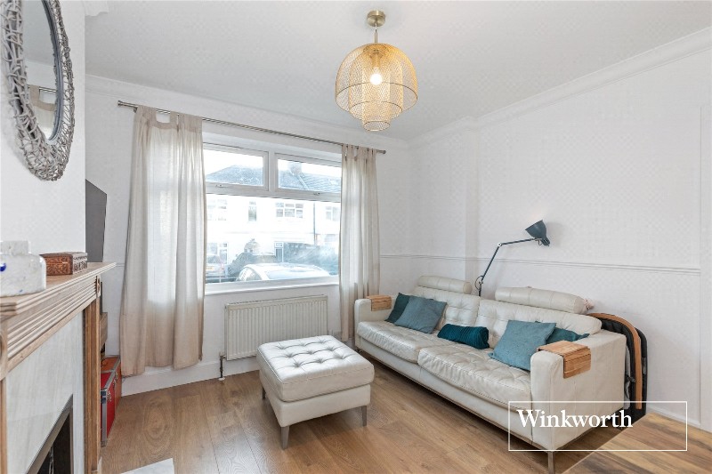 Marlborough Gardens, Whetstone, London, N20