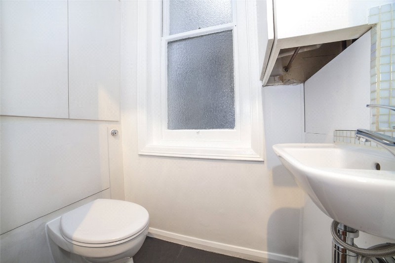Shaftesbury Avenue, London, WC2H