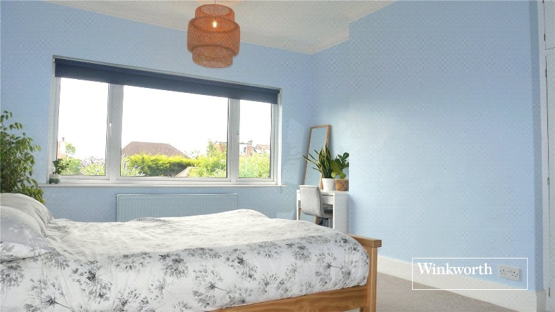 Bedford Avenue, High Barnet, EN5