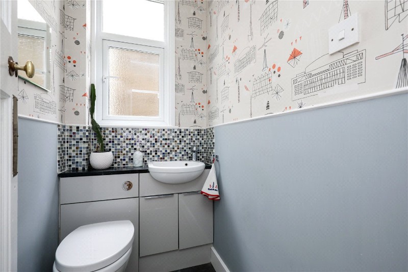 Rosemont Road, London, W3