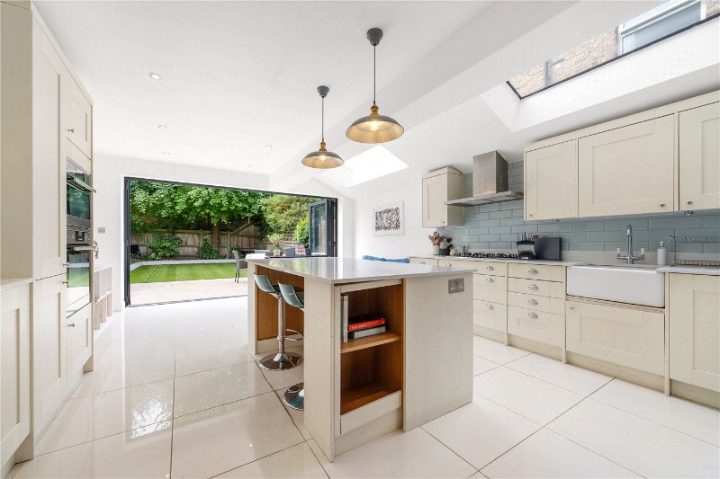 Crawthew Grove, East Dulwich, London, SE22