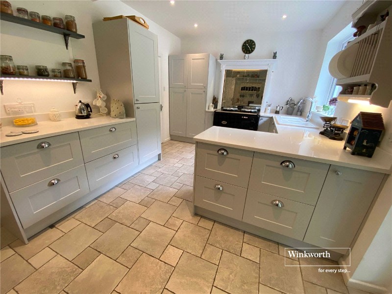 Shelley Close, Highcliffe, Dorset, BH23