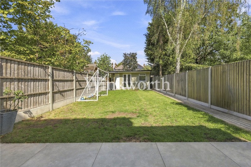 Woodberry Avenue, London, N21