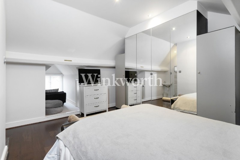 Derwent Road, London, N13