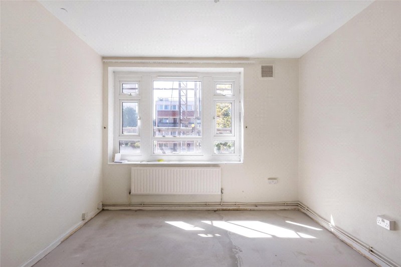 Stockwell Road, London, SW9