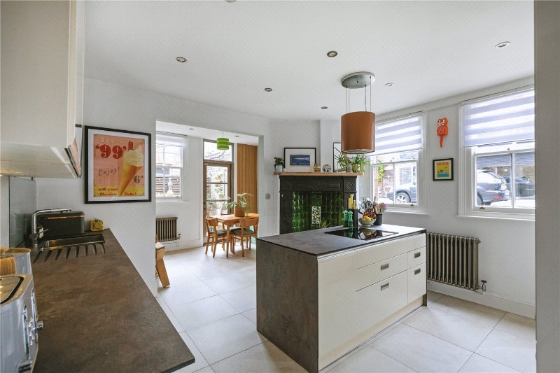 Oldhill Street, London, N16