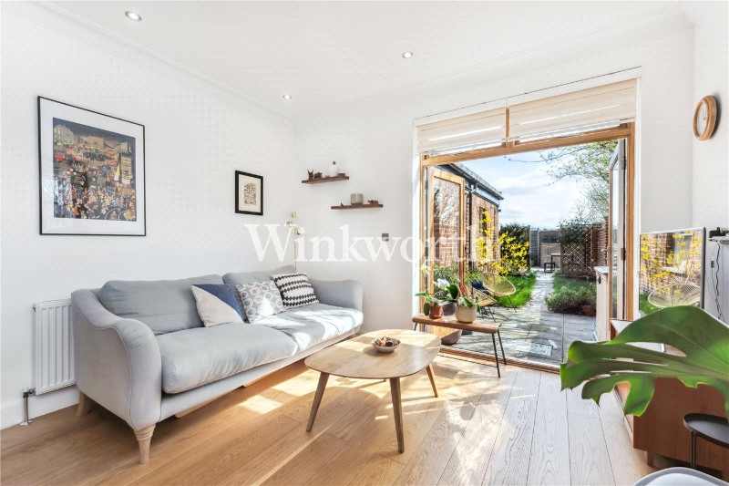Boundary Road, London, N22